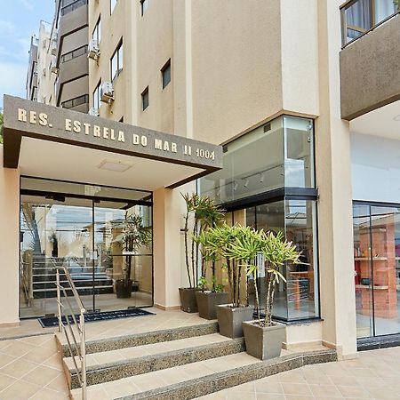 187 Apartamento 50M Da Praia. Bela Vista Ao Mar. Em Avenida Principal De Bombinhas. Exterior photo