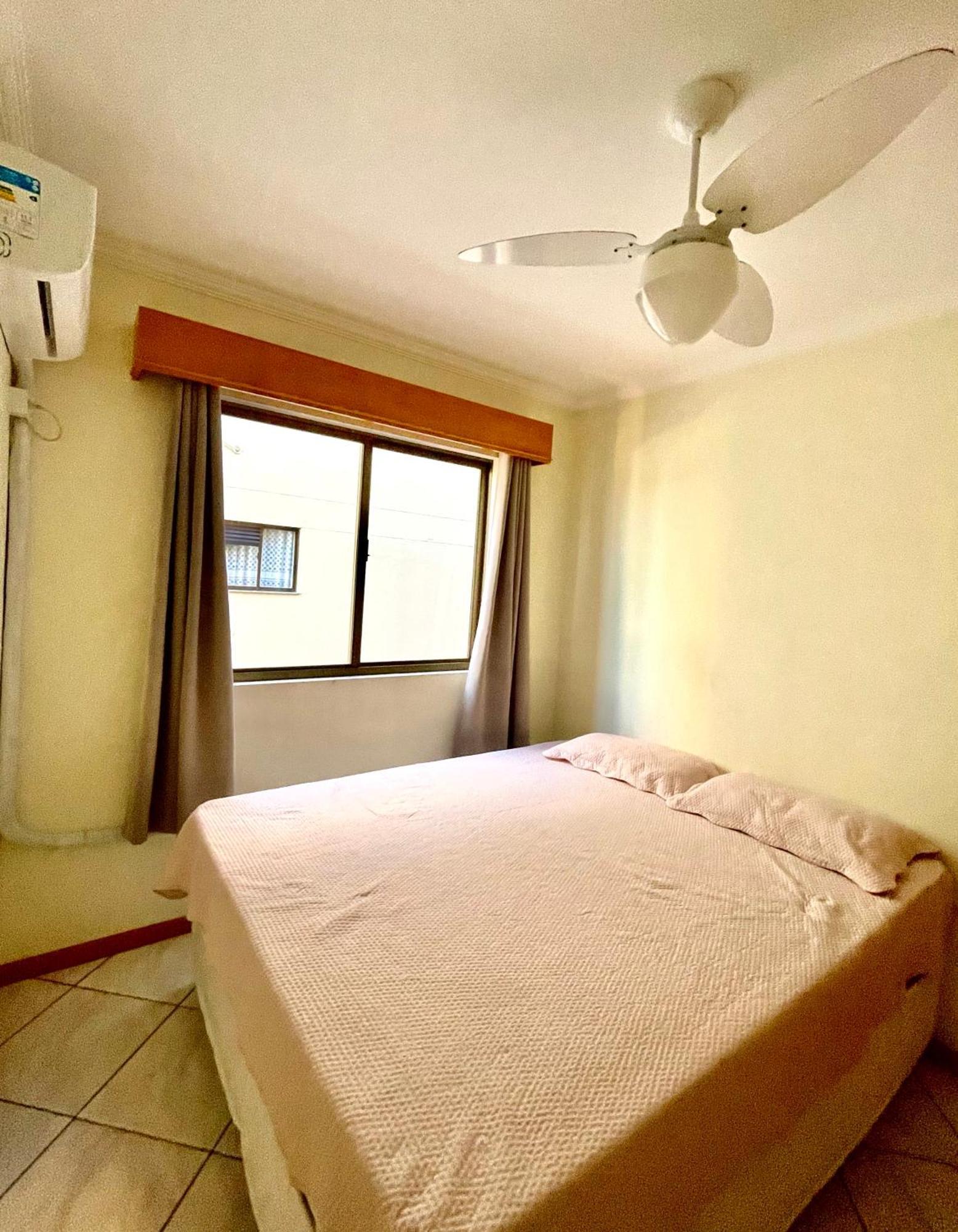 187 Apartamento 50M Da Praia. Bela Vista Ao Mar. Em Avenida Principal De Bombinhas. Exterior photo