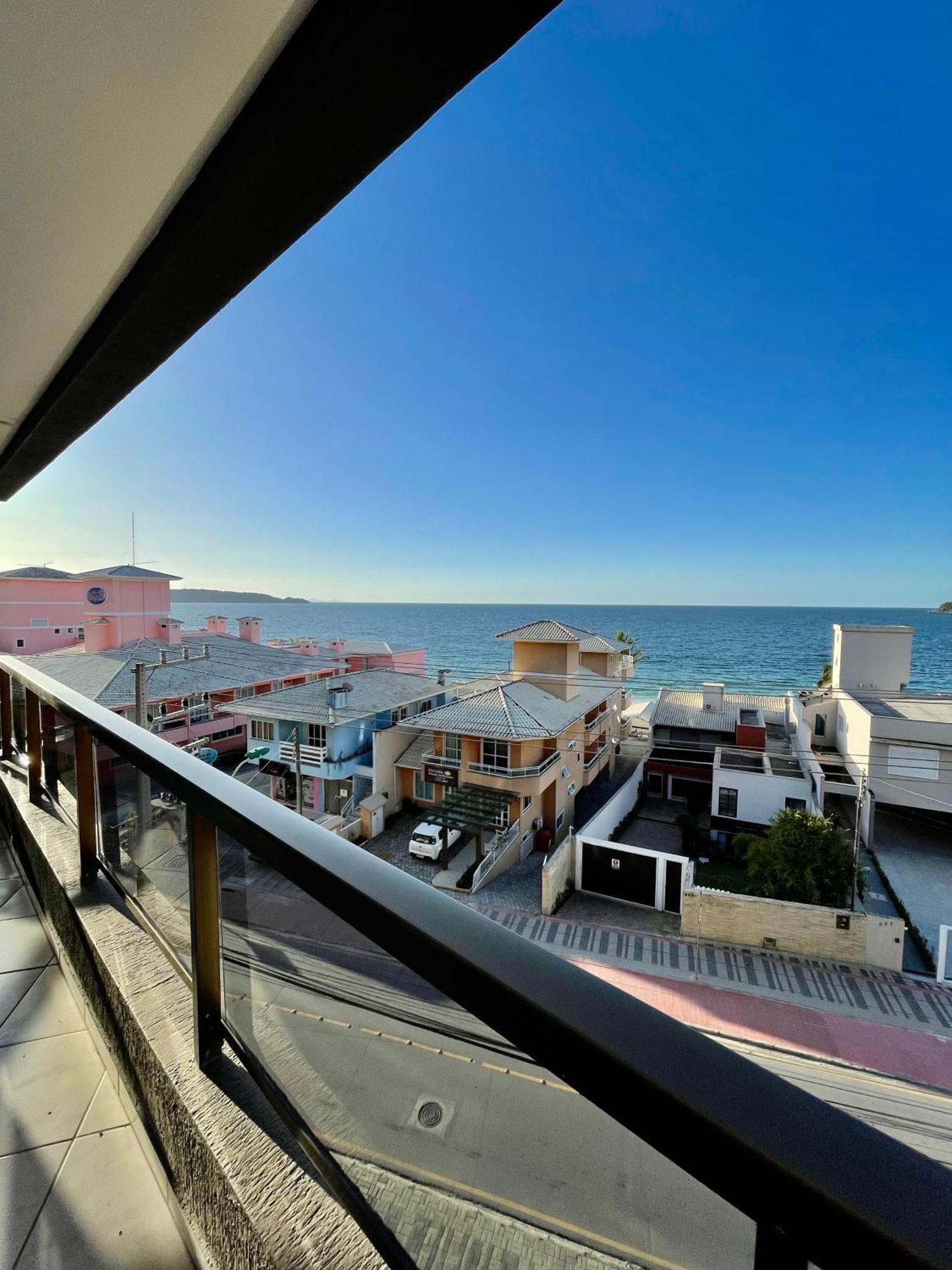 187 Apartamento 50M Da Praia. Bela Vista Ao Mar. Em Avenida Principal De Bombinhas. Exterior photo